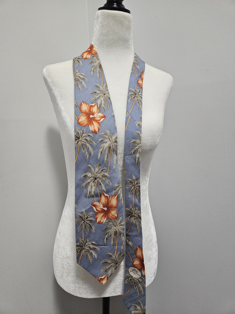 TOMMY BAHAMA Tie Blue Orange Hawaiian Tropical Palm Trees Necktie NWT